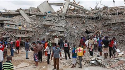ارتفاع ضحايا انهيار مبنى في نيجيريا إلى 10 أشخاص 