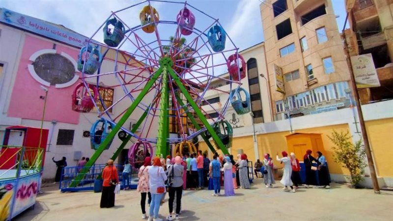 شاهد مظاهر فرحة المواطنين