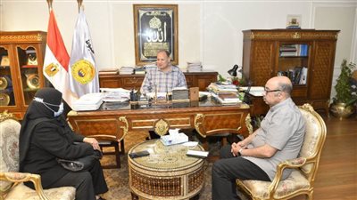 محافظ أسيوط يلتقي وكيل وزارة الصحة للتأكيد على استقرار الأوضاع الصحية وجاهزية المستشفيات