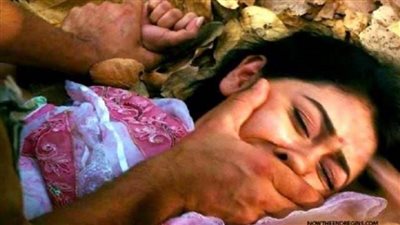 الهند.. قاصر تهرب من اعتداء جماعي فيغتصبها قائد الشرطة ومواقع التواصل تنفجر غضبا