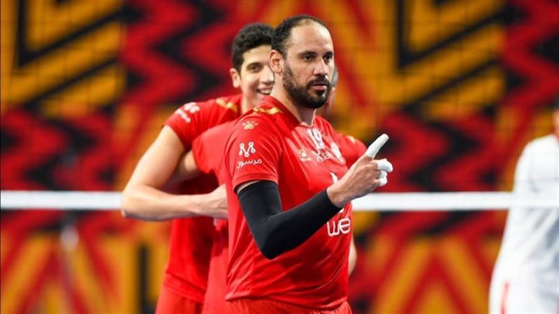 الفريق الأول للكرة