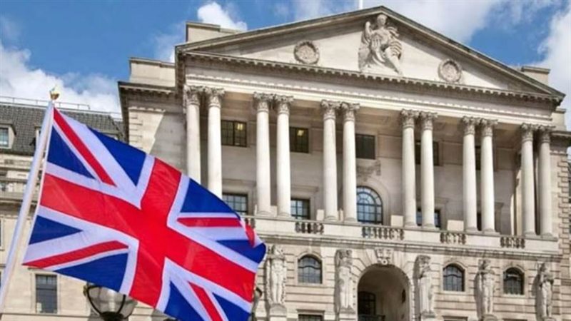 بنك إنجلترا يرفع