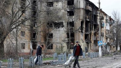 أوكرانيا: قتيلان و60 تحت الأنقاض في قصف روسي لمدرسة