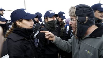 ارتفاع عدد طلبات ترخيص السلاح بين المستوطنين بعد عملية 