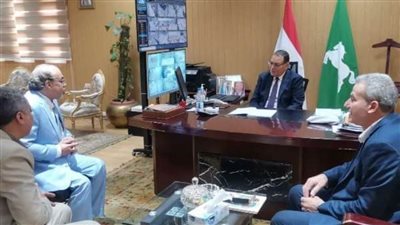 محافظ الشرقية يلتقي نقيب المعلمين ويؤكد أن أعمال التطوير تسير بخطى ثابتة