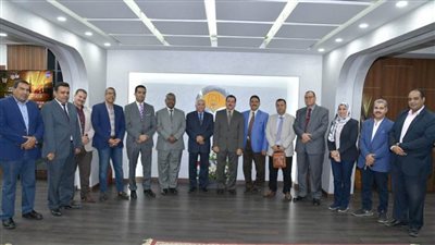 وفد لجنة قطاع الآداب بالمجلس الأعلى للجامعات في زيارة لجامعة الوادي الجديد