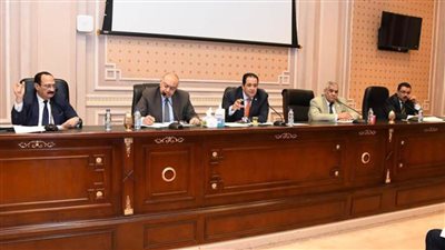 نقل النواب توافق على موازنة هيئة السكة الحديد للسنة المالية ٢٠٢٢/٢٠٢٣ 