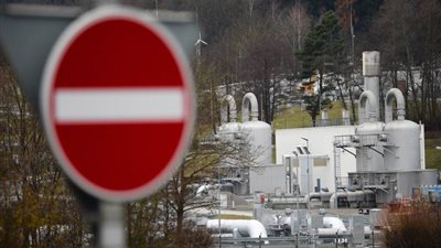 مشغل نقل الغاز في أوكرانيا يعلن وقف نقل الغاز الروسي إلى أوروبا