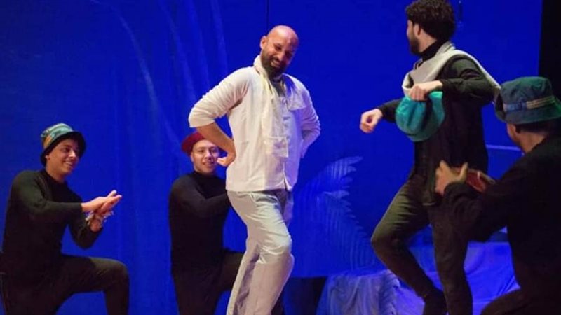 العرض المسرحي خيل