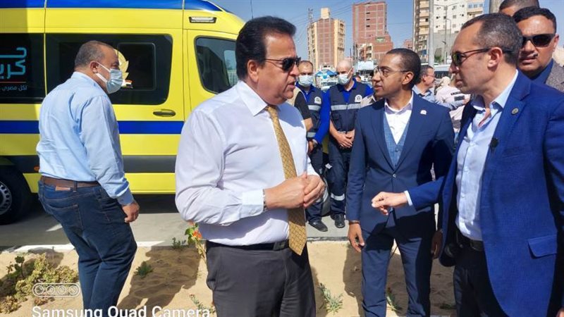 وزير الصحة خلال افتتاح