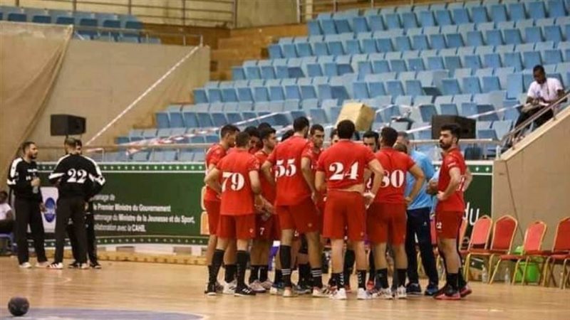 يد رجال الاهلي