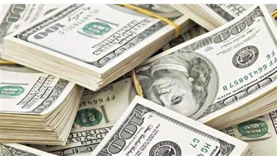 سعر الدولار اليوم الجمعة يتراجع أمام الجنيه المصري