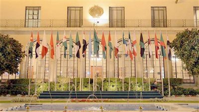 الجامعة العربية تنكس أعلامها لمدة 3 أيام حدادًا