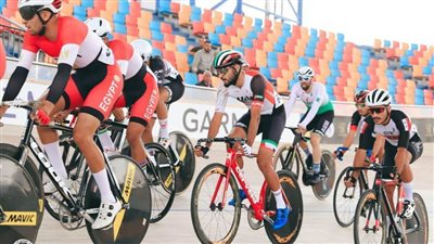 وزير الرياضة يشيد بنجاح بطولة كأس العرب لدراجات المضمار وصدارة منتخبنا للترتيب
