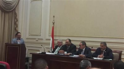 وفد من جمعية منتجي الألبان يناقش معوقات تراخيص إقامة مزارع الإنتاج الحيواني والألبان في البرلمان