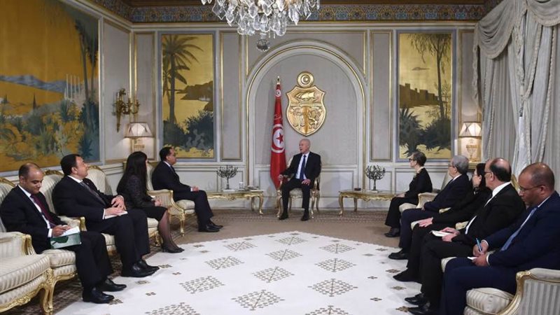 الرئيس التونسي يستقبل