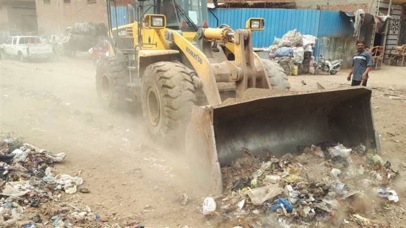 رفع تراكمات القمامة