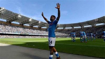 نابولي يفوز على جنوي بثلاثة أهداف دون رد في الدوري الإيطالي