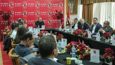 ثمانية قرارات لمجلس إدارة الأهلي بخصوص ملعب نهائي دوري الأبطال