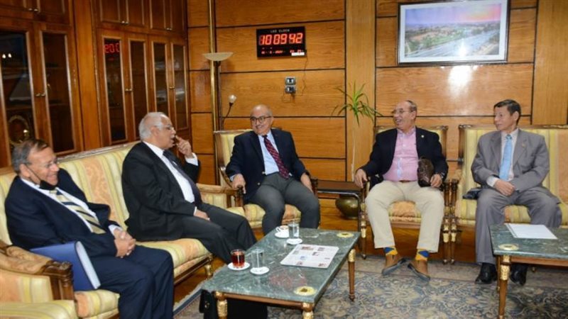 رئيس جامعة أسيوط