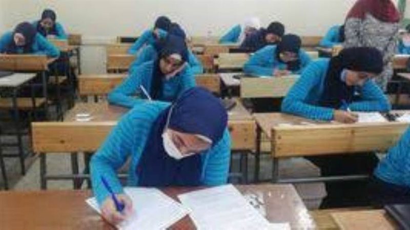 متابعة الامتحانات