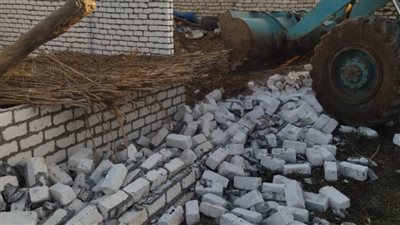 إزالة 8 حالات تعدٍ على الأراضي الزراعية وأملاك الدولة بالبحيرة