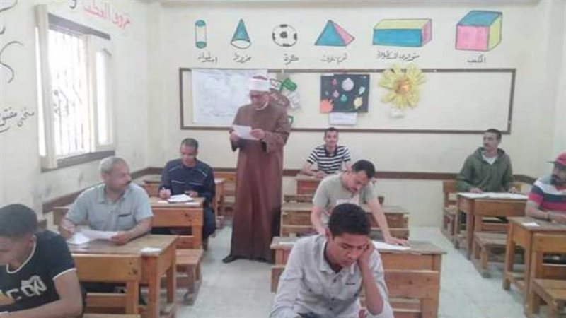 امتحانات النقل الثانوى