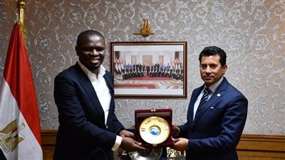  أشرف صبحي يبحث مع وزير الشباب والرياضة الغاني تعزيز أطر التعاون المشترك