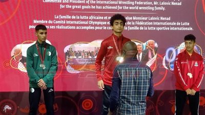 محافظ كفر الشيخ يهنئ لاعبي المصارعة الحاصلين على الميدالية الذهبية والبرونزية