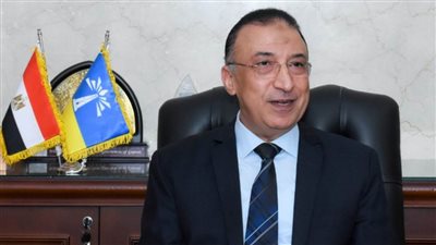 محافظ الإسكندرية: حصاد 25 ألفًا و120 فدان قمح منذ بداية الموسم حتى أمس