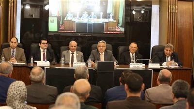  محافظ الشرقية يؤكد قوة ومتانة العلاقه بين المحافظة وأعضاء البرلمان