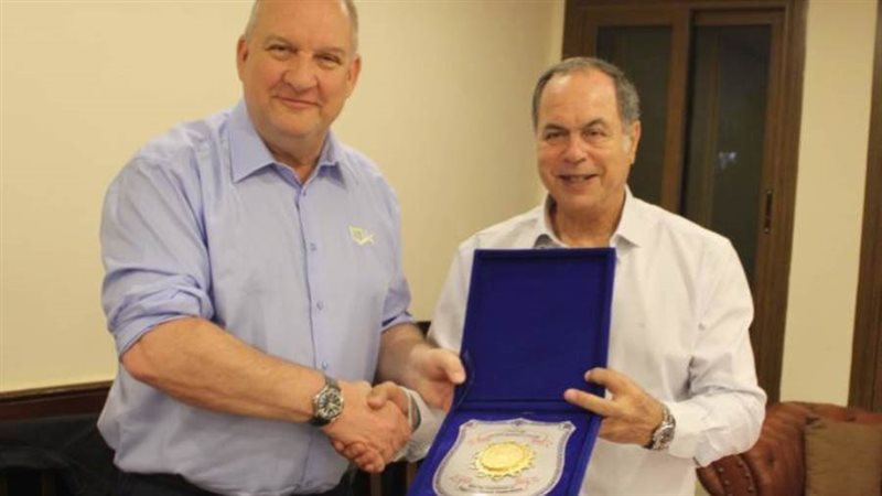 الشافعي يكرم الوكالة