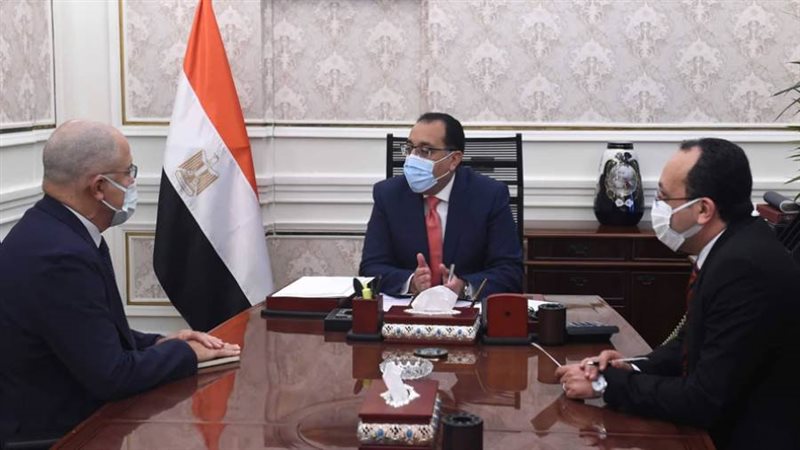 رئيس الوزراء يلتقي