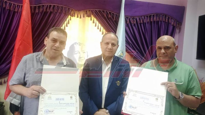 خلال التكريم