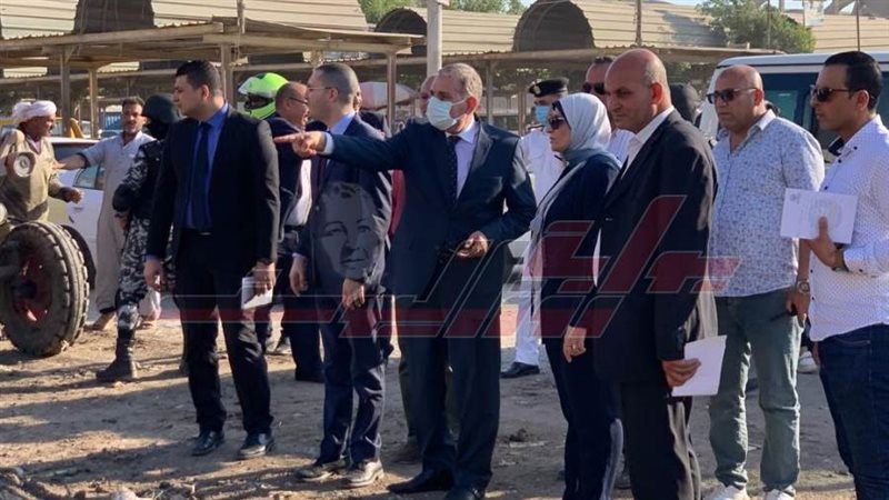 جولة المحافظ