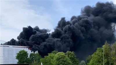 سويسرا.. حريق كبير يوقف حركة الإقلاع والهبوط بمطار جنيف ..