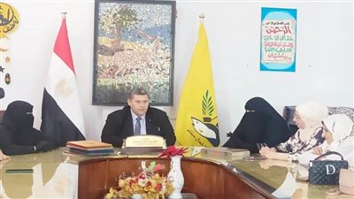 رضوان يكرم الفائزات في مسابقات رياض الأطفال