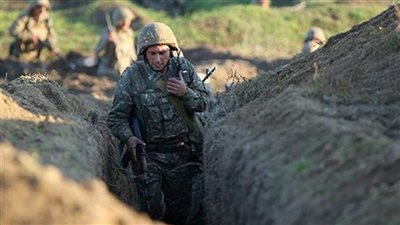 الدفاع الأرمينية: إصابة جندي برصاص القوات الأذربيجانية على الحدود