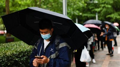 البر الرئيسي للصين يسجل 898 إصابة بكورونا