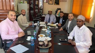 تفاصيل لقاء مؤسس مجلس الأمناء للجامعة الإسلامية بنيروبي ووفد كلية العلوم الإنسانية 