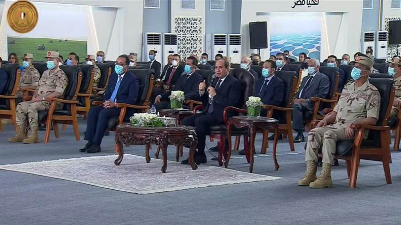 الرئيس السيسي اثناء