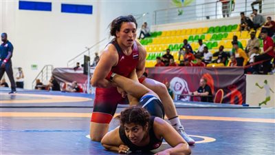 25 ميدالية متنوعة لأبطال المصارعة في بطولة إفريقيا للكبار