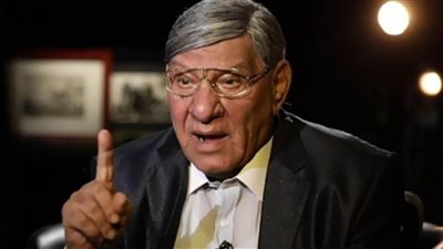 بسبب حزنه على أصدقائه.. مفيد فوزي يتعرض لأزمة صحية 