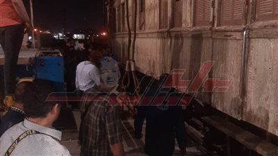 بالفيديو والصور.. قطار تنقلات ديليسبس عام 1856 يصل متحف قناة السويس 