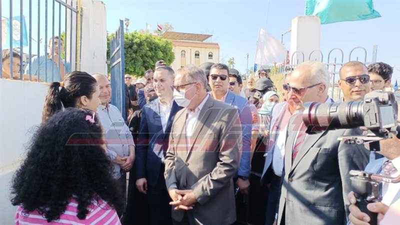 جولة المحافظ