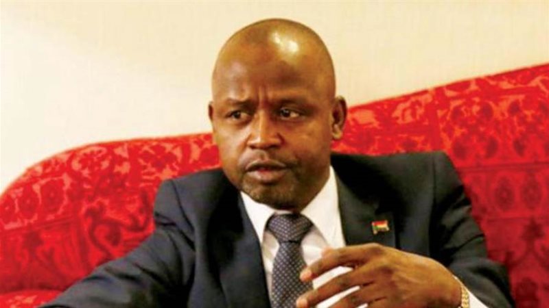 الدكتور الهادي إدريس