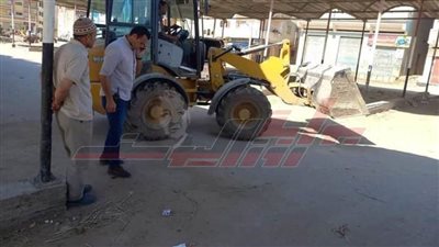 رفع تراكمات القمامة ورصف الطرق بمدينة سيدي سالم