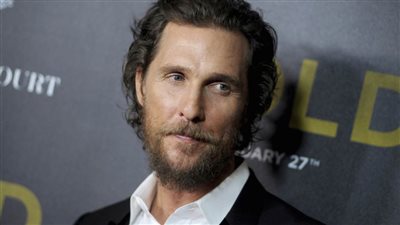 نجم هوليوود: على كل أمريكي النظر في المرآة بعد مذبحة المدرسة الابتدائية