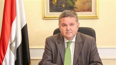 توفيق: القطاع الخاص أساس التنمية ومسئول عن 70% من خطة الاستثمارات حول العالم