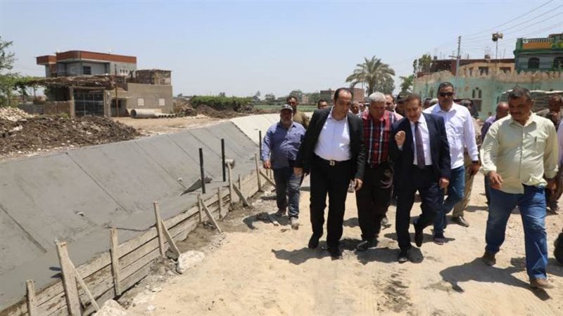 تبطين الترع